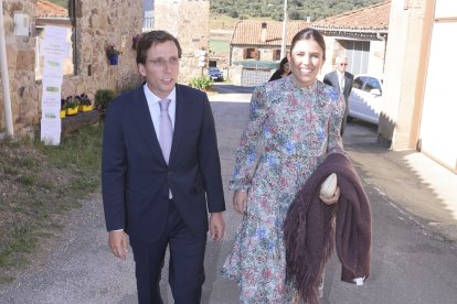 Jose Luis Martinez Almeida y Teresa Urquijo, el pasado 6 de julio.