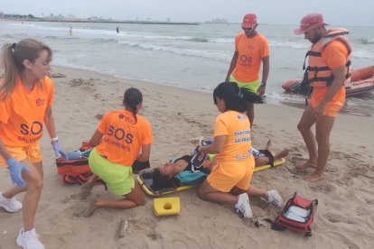 Simulacro en la playa de Puçol