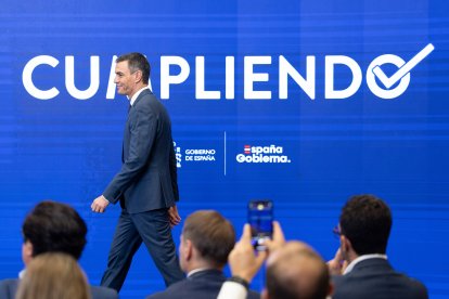 El presidente del Gobierno, Pedro Sánchez llegando a una comparecencia para hacer balance del curso político.