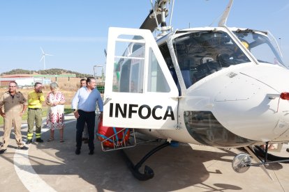 El consejero de la Presidencia de la Junta, Antonio Sanz, durante la visita al Cedefo en Alcalá de los Gazules, en Cádiz.