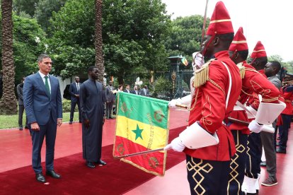 Pedro Sánchez y el presidente de Senegal, Bassirou Diomaye Faye, en Dakar