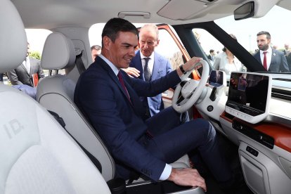 Pedro Sánchez al volante