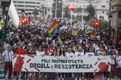 Manifestación del Orgullo organiza por LAMBDA