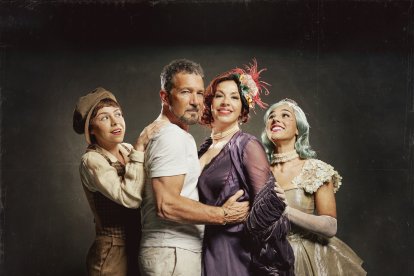 Imagen del último musical de Banderas, 'Gypsy' facilitada con motivo del estreno y venta de entradas.