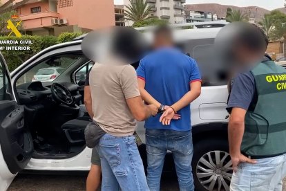 Uno de los detenidos acusados del crimen de un médico en Aguadulce, en Roquetas de Mar (Almería).