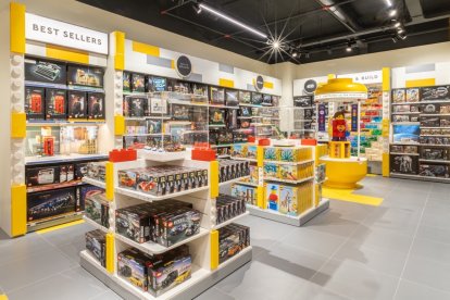 Imagen de tienda LEGO

REMITIDA / HANDOUT por LEGO
Fotografía remitida a medios de comunicación exclusivamente para ilustrar la noticia a la que hace referencia la imagen, y citando la procedencia de la imagen en la firma
23/9/2024