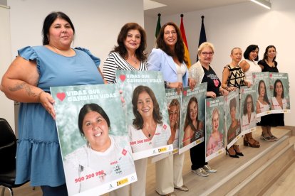 Presentación de la campaña 'Vidas que cambian vidas'.

REMITIDA / HANDOUT por JUNTA DE ANDALUCÍA
Fotografía remitida a medios de comunicación exclusivamente para ilustrar la noticia a la que hace referencia la imagen, y citando la procedencia de la imagen en la firma
23/9/2024