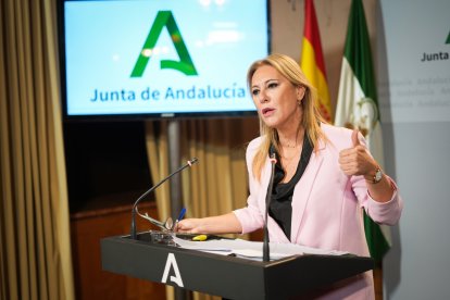 La consejera de Economía, Hacienda y Fondos Europeos y portavoz del Gobierno andaluz, Carolina España.