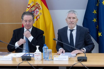 El director general de coordinación y estudios, José Antonio Rodríguez González ('Lenin'), y el ministro del Interior, Fernando Grande-Marlaska.