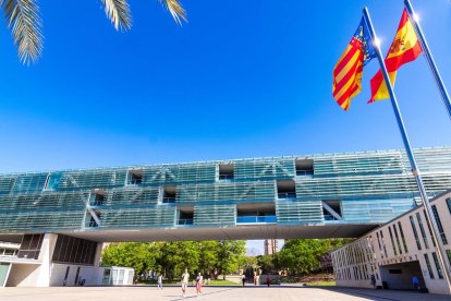 El Ayuntamiento de Benidrom en una imagen de archivo

REMITIDA / HANDOUT por AYUNTAMIENTO DE BENIDORM
Fotografía remitida a medios de comunicación exclusivamente para ilustrar la noticia a la que hace referencia la imagen, y citando la procedencia de la imagen en la firma
04/10/2024