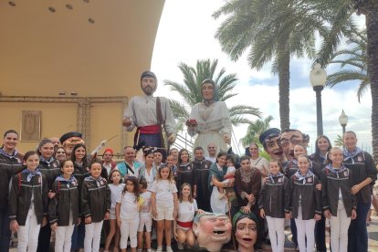 Una dansá en la Explanada y un concierto de la Sinfónica en la plaza del Ayuntamiento