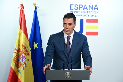 HANDOUT - 17 October 2024, Belgium, Brussels: Spanish Prime Minister Pedro Sanchez speaks during a press conference after attending the extraordinary summit of European Union heads of state and government. Photo: Sierakowski Frederic/EU Council/dpa - ATTENTION: editorial use only and only if the credit mentioned above is referenced in full

Sierakowski Frederic/EU Council/ DPA
17/10/2024 ONLY FOR USE IN SPAIN