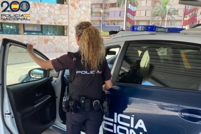 Agente de la Policía Nacional