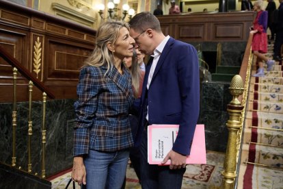 La vicepresidenta segunda y ministra de Trabajo, Yolanda Díaz y el diputado de Sumar Iñigo Errejón