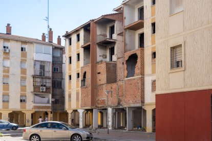 Imágenes del Polígono Sur de Sevilla, conocido popularmente como 'las tres mil vivienda'.