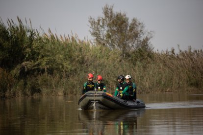 Efectivos de la Guardia Civil realizando labores de búsqueda