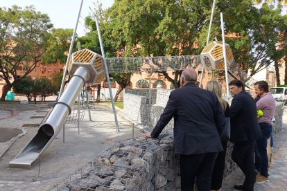 Parque infantil en la plaza de San Blas