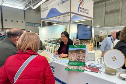 Municipios de Alicante muestran su oferta cultural y enogastronómica en la Feria Intur de Valladolid