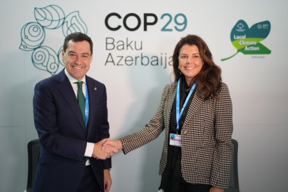 El presidente de la Junta de Andalucía, Juanma Moreno, mantiene una reunión con representantes de la Asociación IDRA en el marco de la Conferencia de las Naciones Unidas sobre el Cambio Climático.