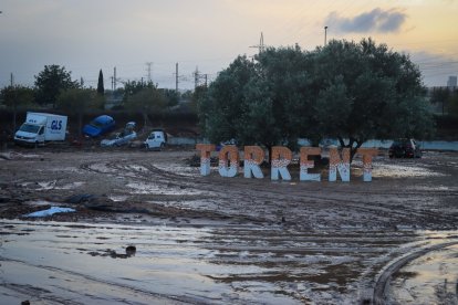 Imagen del paso de la DANA por Torrent

REMITIDA / HANDOUT por AYUNTAMIENTO DE TORRENT
Fotografía remitida a medios de comunicación exclusivamente para ilustrar la noticia a la que hace referencia la imagen, y citando la procedencia de la imagen en la firma
18/11/2024