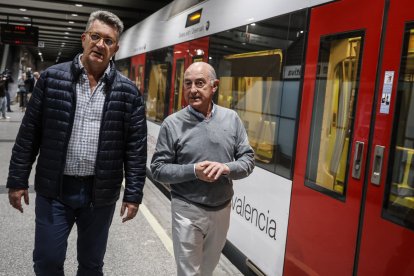 El conseller de Medio Ambiente, Infraestructuras y Territorio, Vicente Martínez Mus durante las pruebas de circulación para recuperar las líneas de Metrovalencia