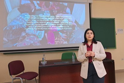 La activista y periodista afgana, Khadija Amin