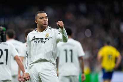 Kylian Mbappé celebra un gol.