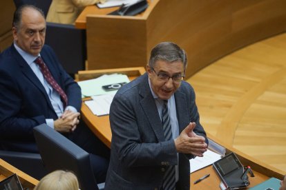 El conseller de Educación, Cultura, Universidades y Empleo, José Antonio Rovira