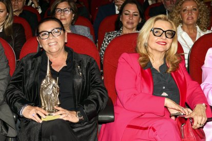 María del Monte gana cientos de miles de euros por las insinuaciones de  Kiko Rivera