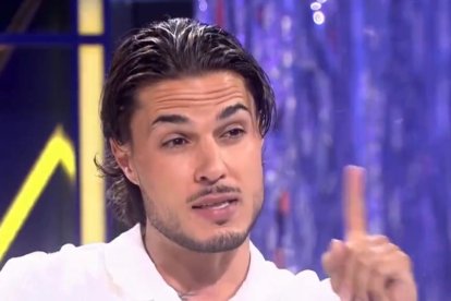 Carlo Costanzia estalla en "¡De Viernes!" al tocarse un tema vetado