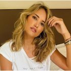 Alba Carrillo parece haber encontrado su sitio en la televisión pública