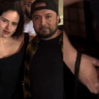 Rosalía con un fan.