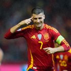 Alvaro Morata celebra su gol ante Serbia