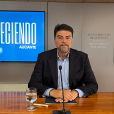 (Foto de ARCHIVO)
El alcalde de Alicante, Luis Barcala.

AYUNTAMIENTO ALICANTE
17/6/2024