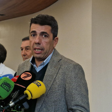 Carlos Mazón en el Hospital Clínico Universitario de Valencia