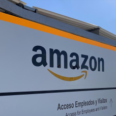 (Foto de ARCHIVO)
Sede Amazon en Illescas, cartel.

EUROPA PRESS
06/3/2019