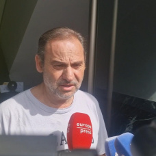 El exministro José Luis Ábalos  en su casa