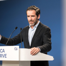 El portavoz del Partido Popular, Borja Sémper, durante una rueda de prensa