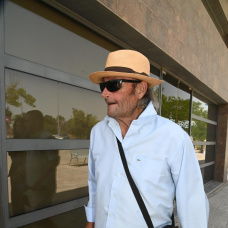 Amador Mohedano en el último adiós a Michu, expareja de su sobrino José Fernando.