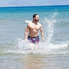 Santiago Abascal en bañador.