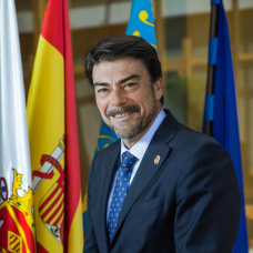 Alcalde de Alicante, Luis Barcala