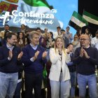 El presidente del PP, Alberto Núñez Feijóo y la presidenta del PP de Extremadura y candidata a la reelección a la Presidencia de la Junta, María Guardiola en un acto electoral.