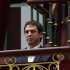 Begoña Gómez, David Sánchez y Magdalena Pérez Castejón, en el congreso