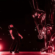 The Weeknd, durante uno de sus conciertos en Londres