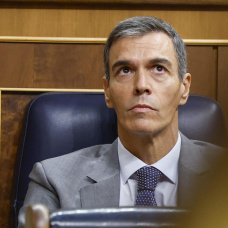 Sánchez saca su tercer conejo-relato de la chistera: el aborto