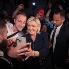 Le Pen celebra su victoria en las legislativas