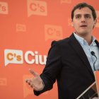 Albert Rivera, en una comparecencia ante los periodistas antes de su viaje a Venezuela