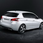 Peugeot actualiza el 308 con dos nuevos motores y la caja EAT8