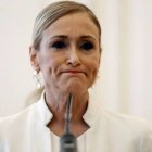 Cifuentes durante su comparecencia para anunciar su dimisión.