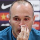 Iniesta en la rueda de prensa de su despedida del FC Barcelona.